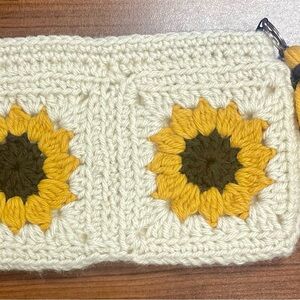 Crochet Sunflower Pouch